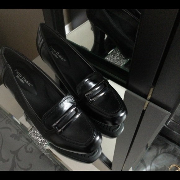 Pierre Dumas Black Pumps - Picture 3 of 5